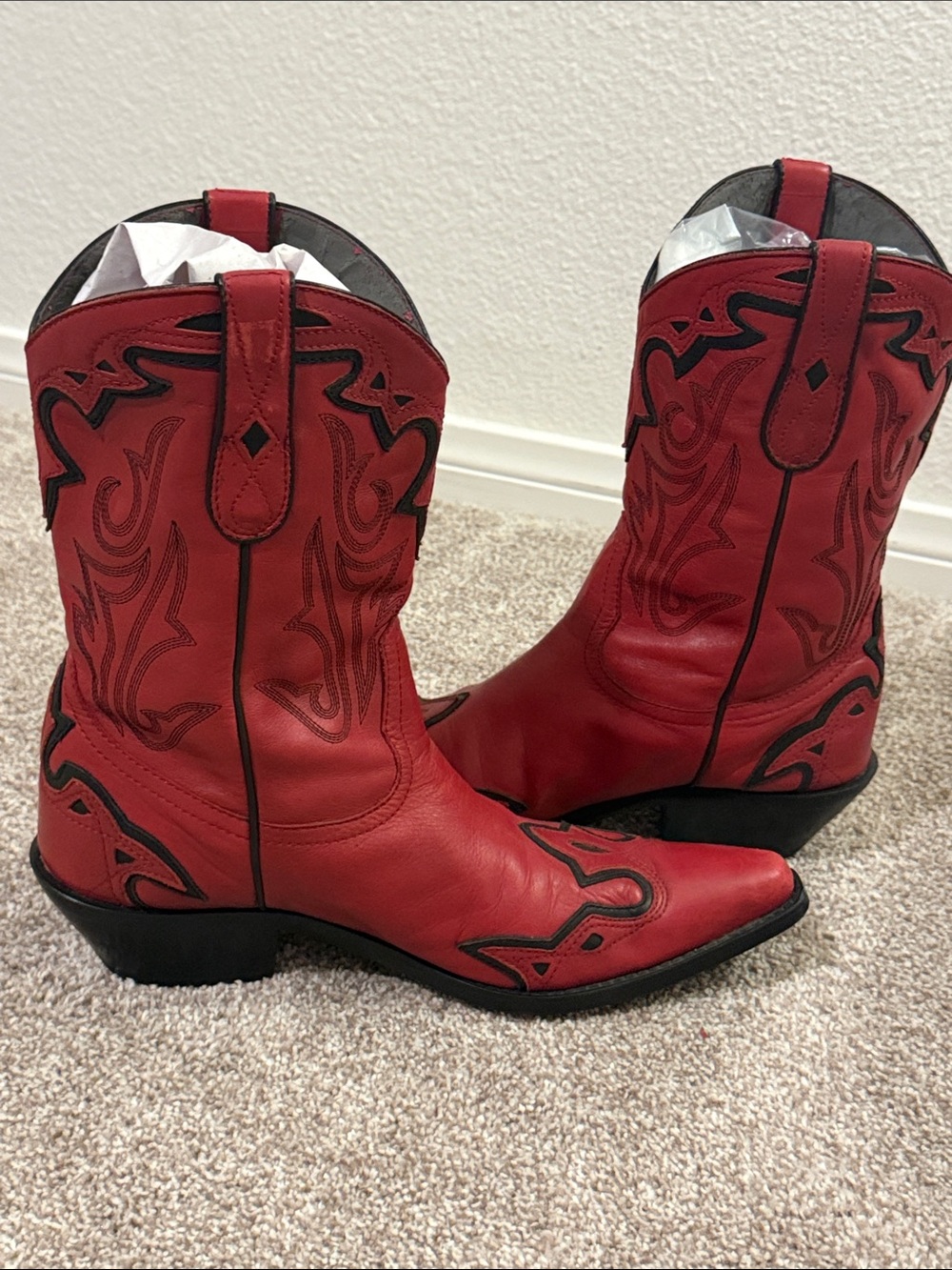 Coldwater Creek Red Leather Western Boots with Black Details - Picture 10 of 11